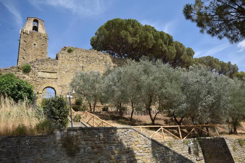 Castiglion Fiorentino Chicca Sotto La Torre Bagian luar foto